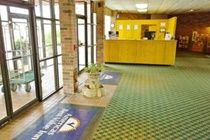 Inn Clarion Pointe Bloomington-normal Near I-55 And